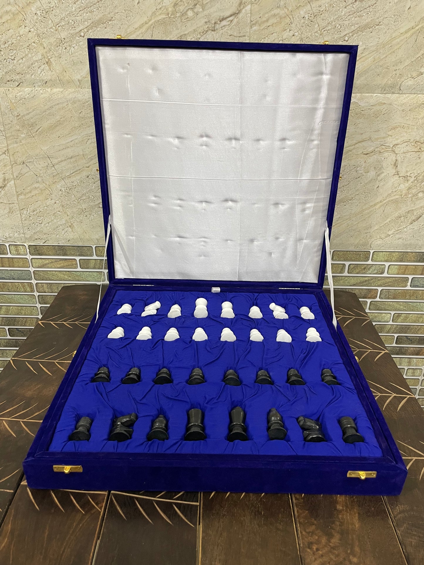 Black and white Marble Chess Board & Pieces 15 inch