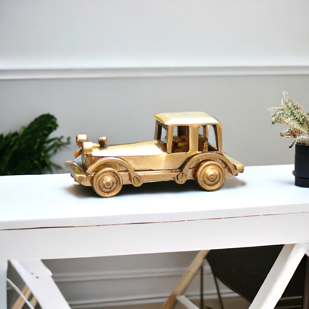 Vintage Car Showpiece